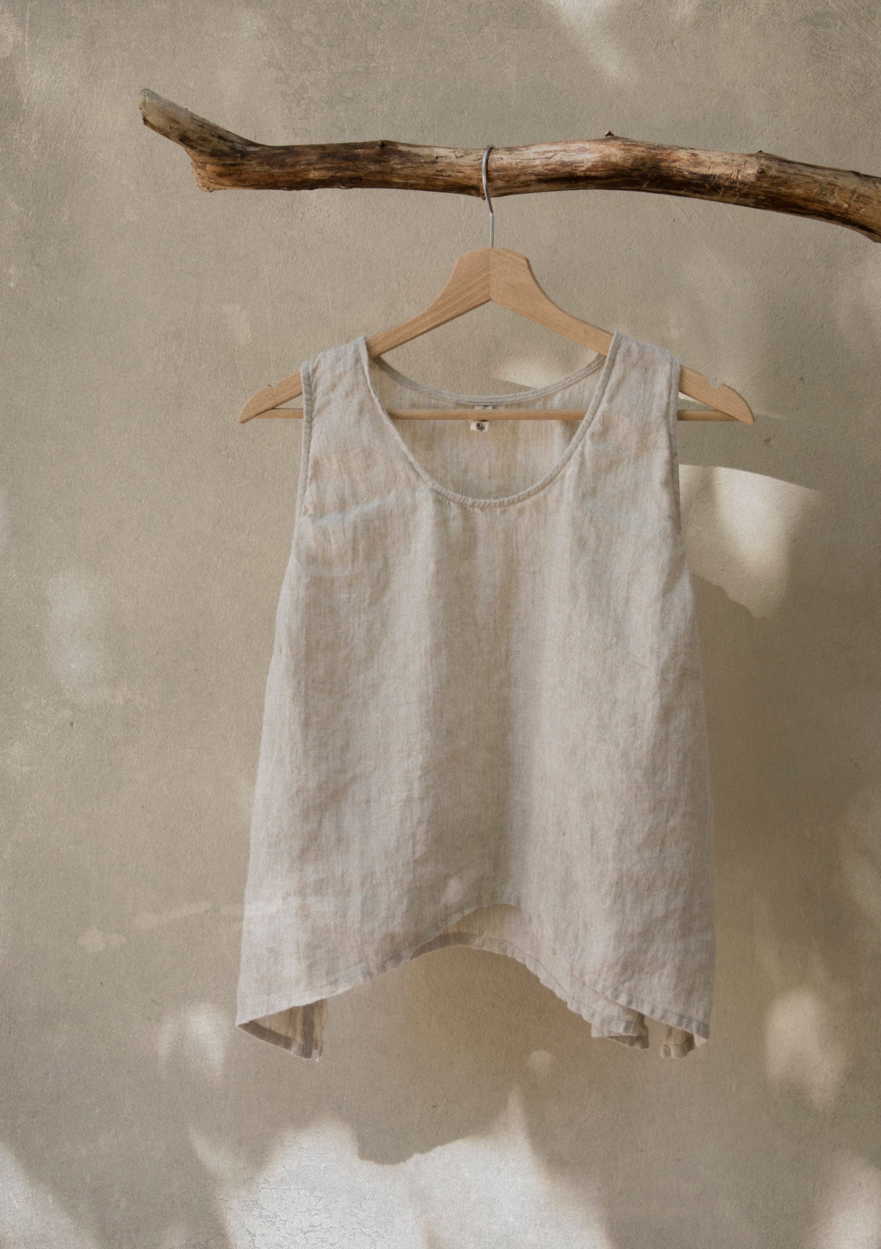 Linen top river | sleeveless linen top | with side slits