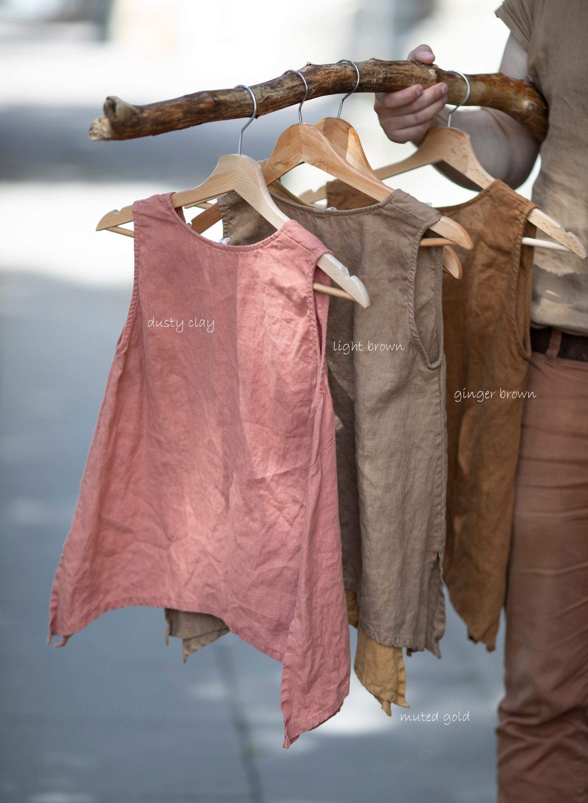 Linen top river | sleeveless linen top | with side slits - Image 2