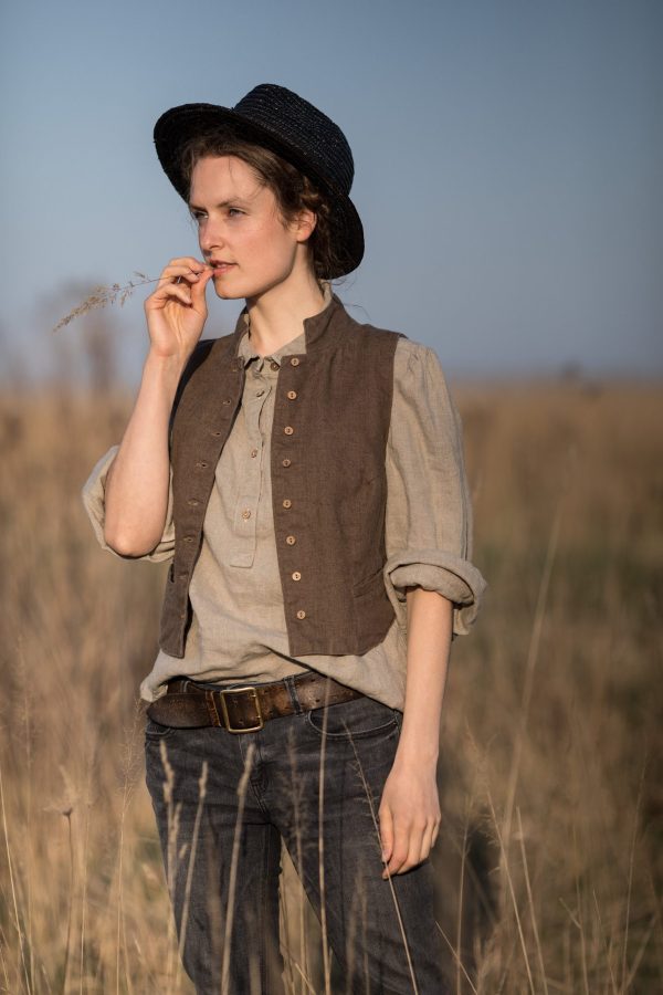Women's linen buttoned vest waistcoat