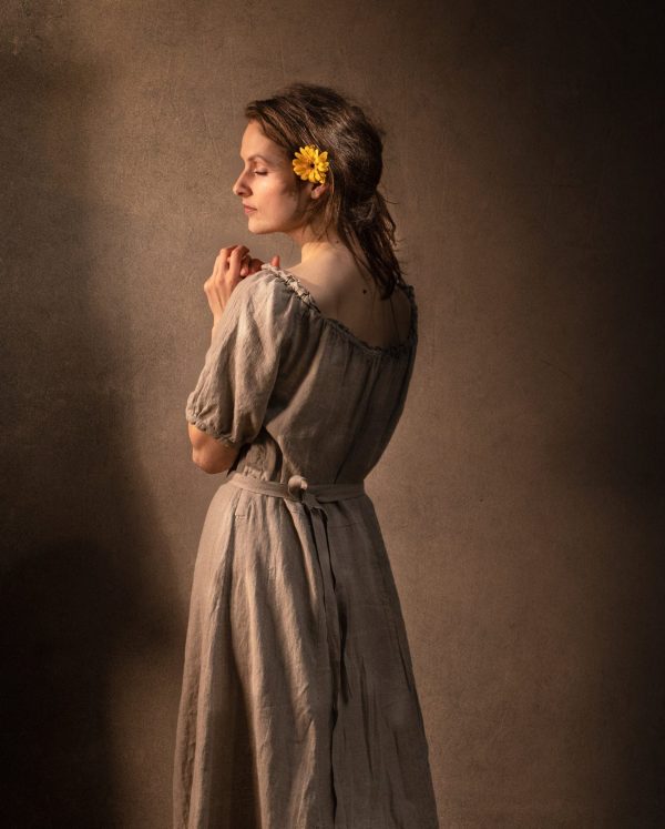 Long linen dress with slit flora