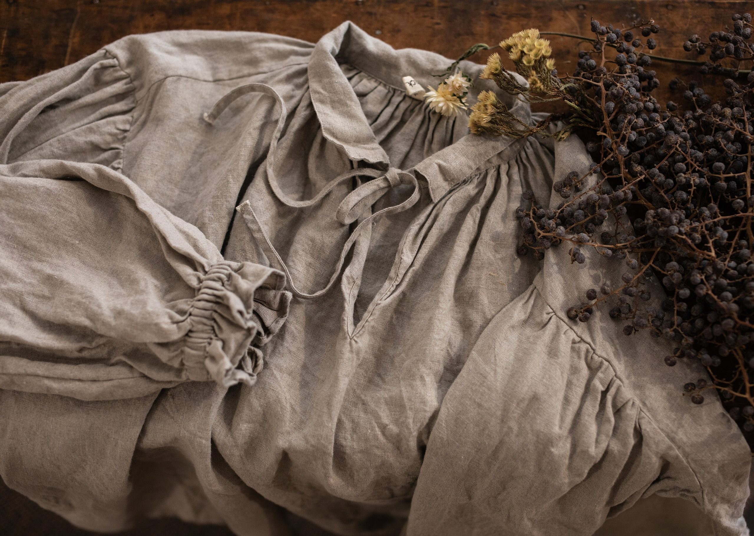 Renaissance linen dress veronique | linen chemise - Image 8