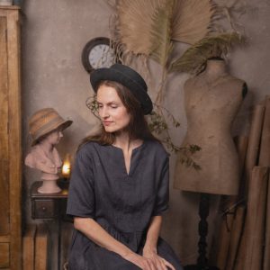 Linen dress monet | v-neck dress with half-length sleeves