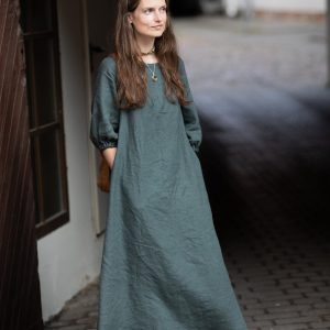 Linen summer dress with pockets – botanist