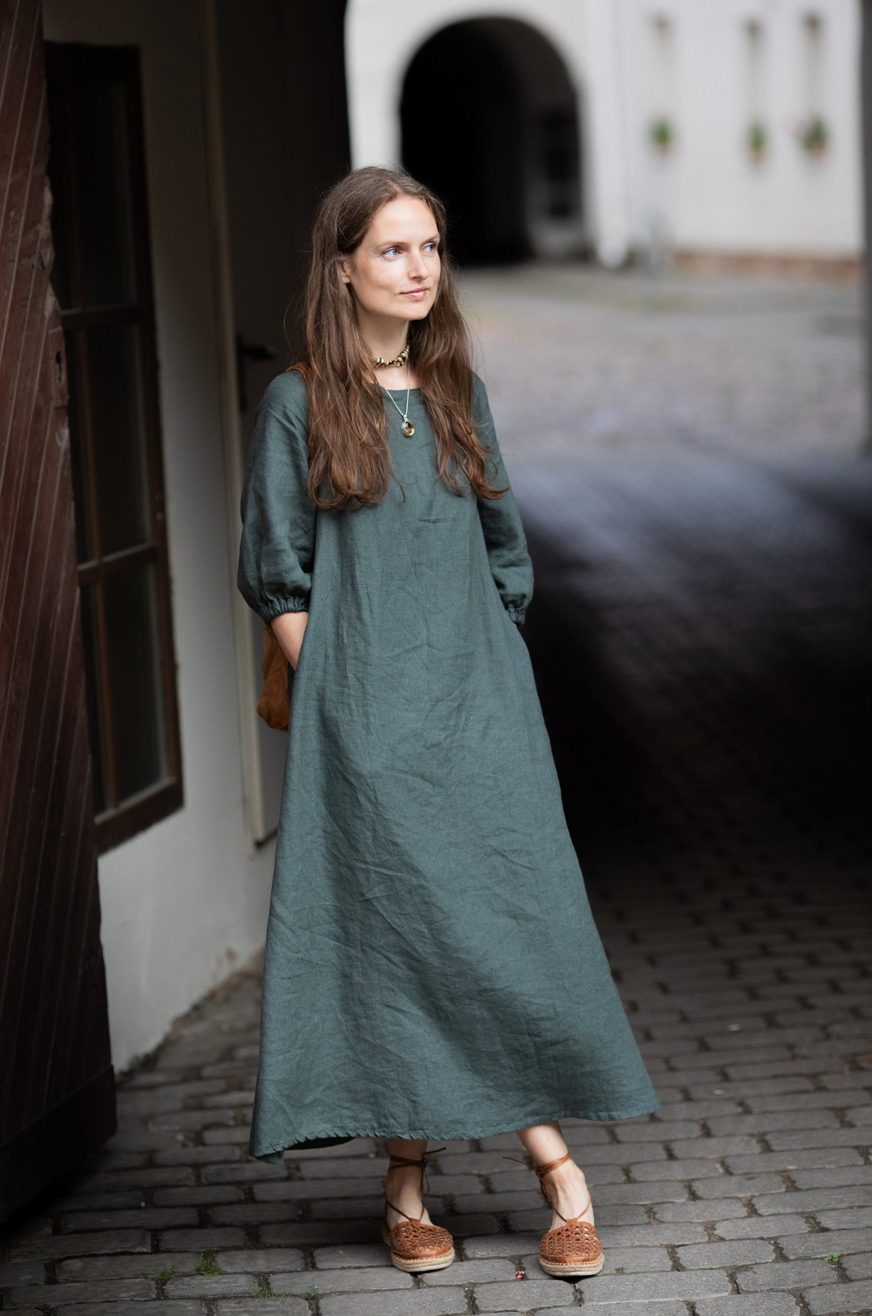 Linen summer dress with pockets – botanist