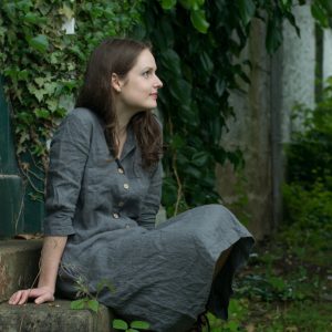 Retro buttoned v-neck dress the work