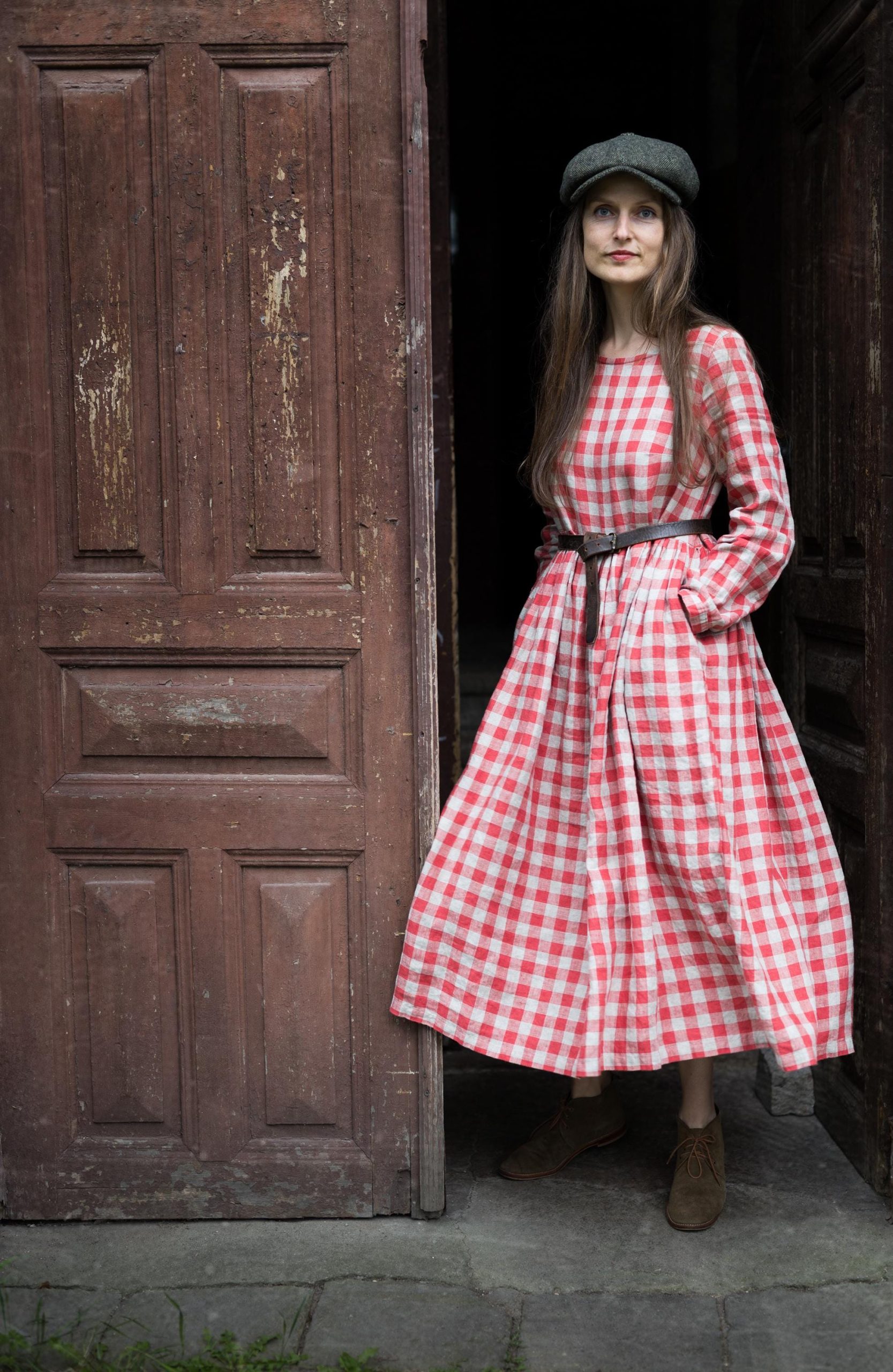 Red gingham linen smock dress with long sleeves and a gathered skirt. in size m - Image 3