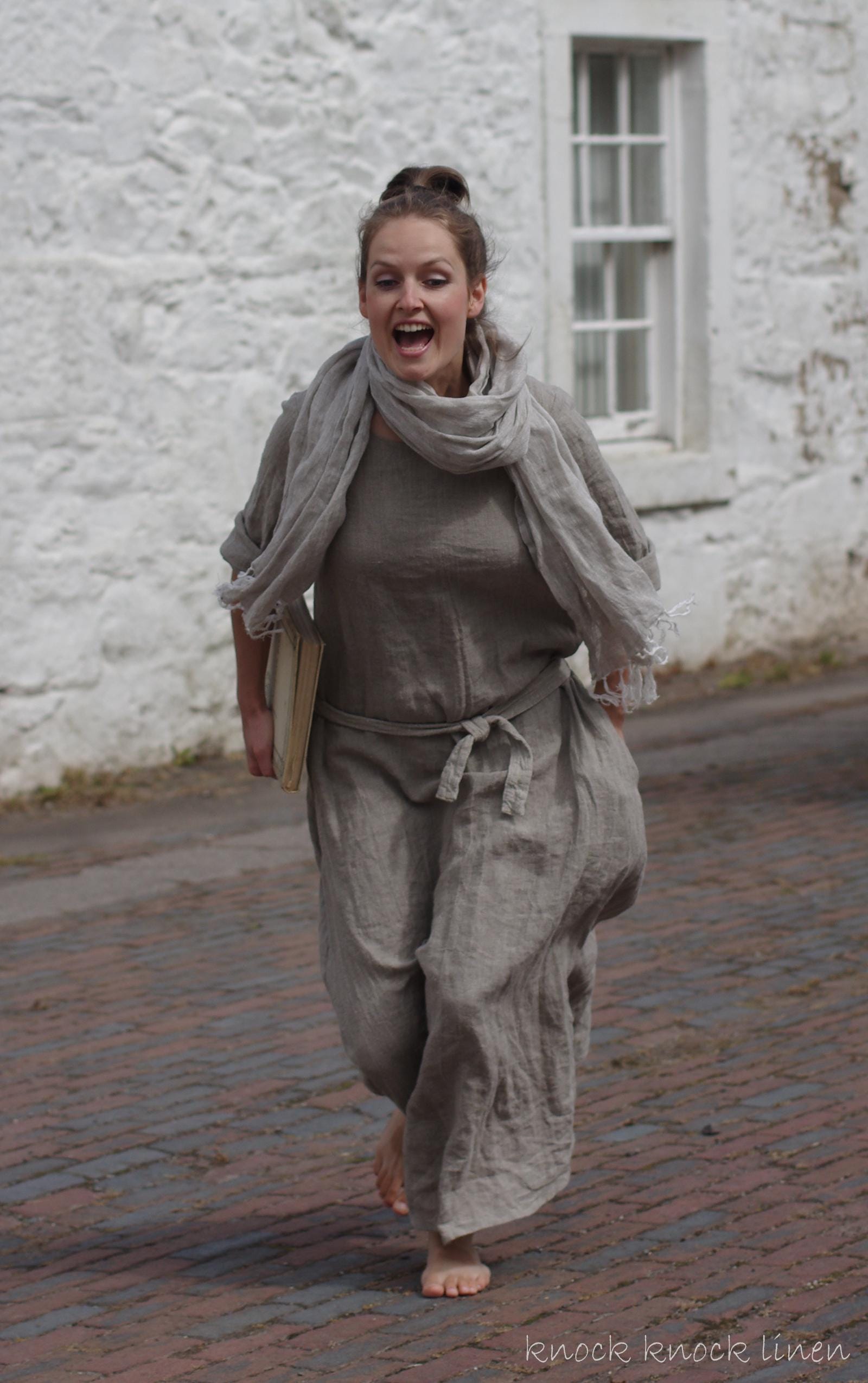 Long linen dress with sleeves monk | long sleeves | medieval dress | viking linen dress | festival dress | kirtle dress | with pockets - Image 4