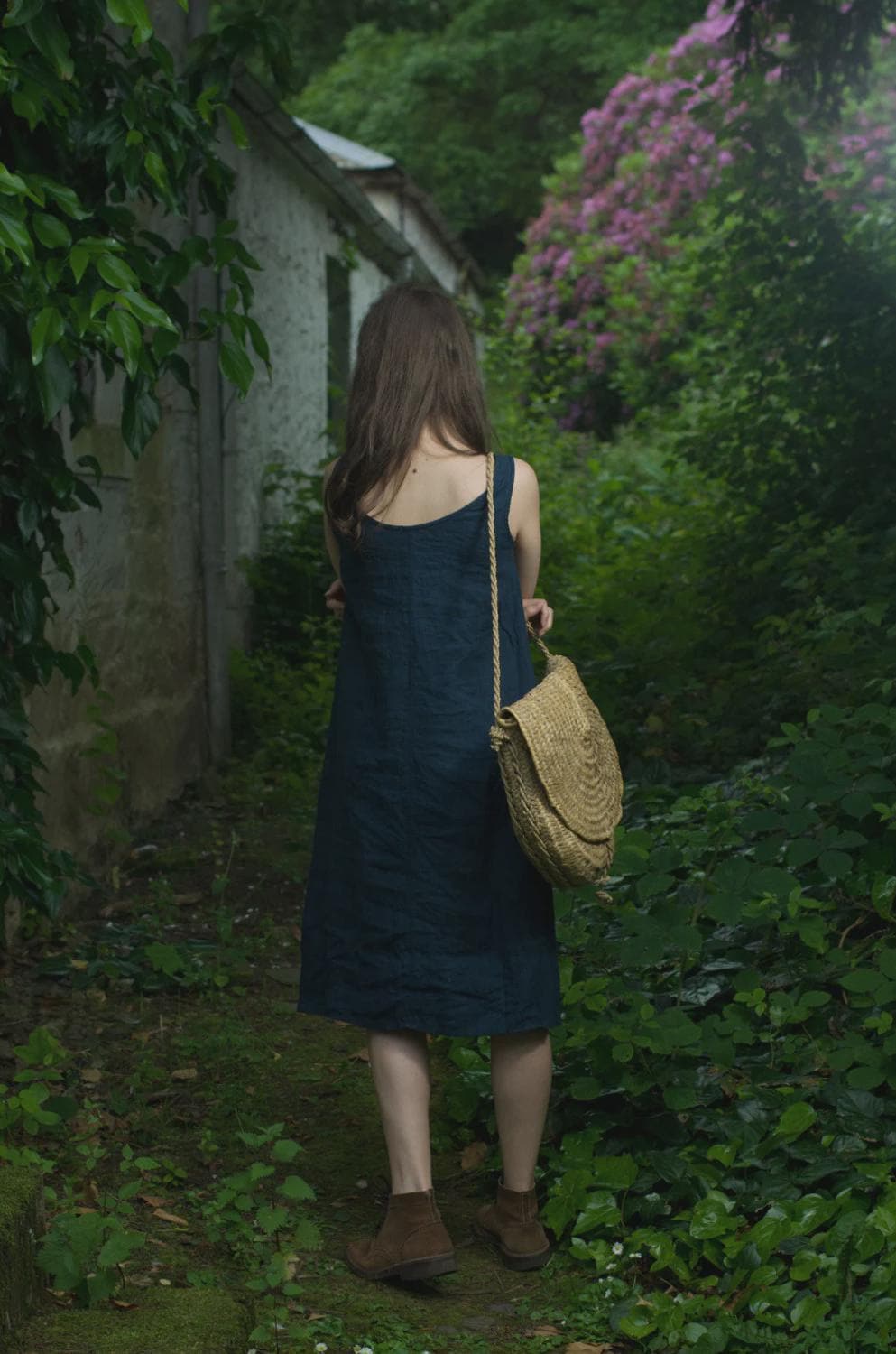 Linen sleeveless summer dress for women - Image 4