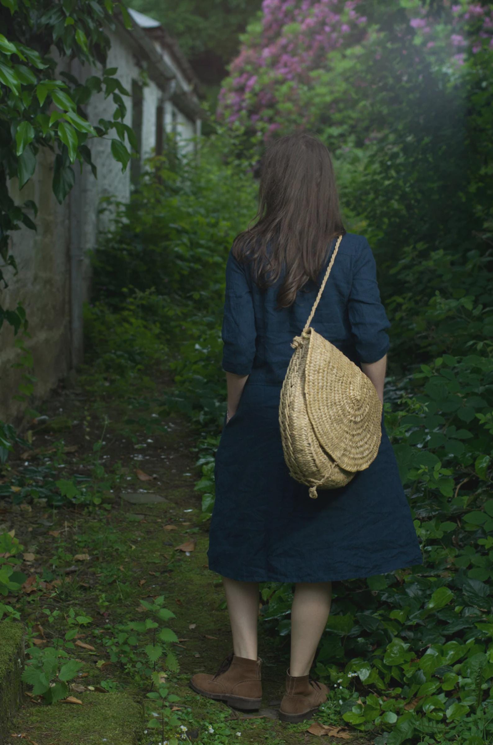 1940s style buttoned linen dress with pockets and 3/4 sleeves - Image 8