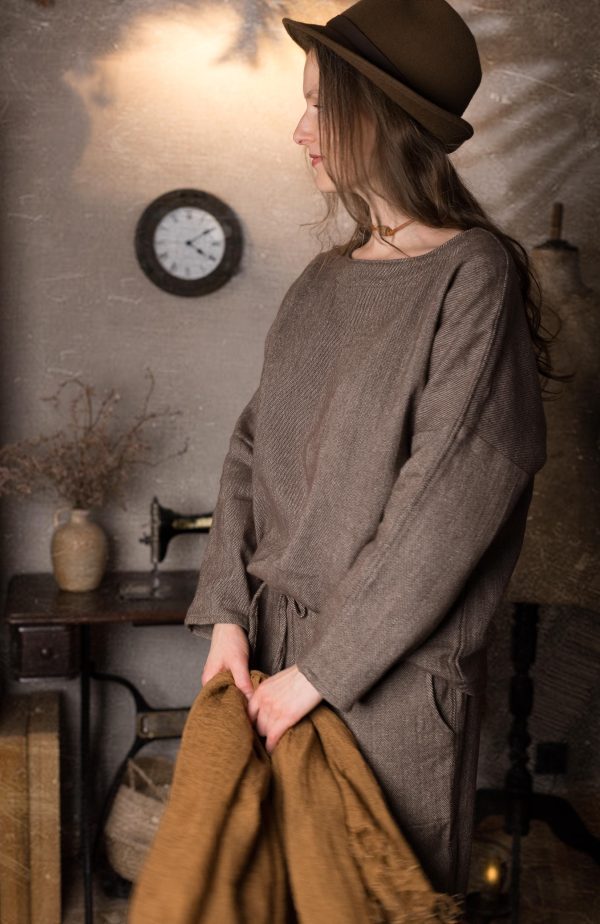 Long sleeve wool linen blend top - seashore. pullover top