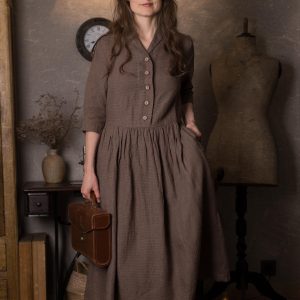 Buttoned linen retro dress with gathered skirt and shawl collar