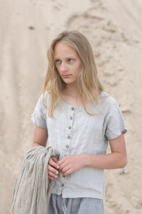 Short sleeve buttoned linen top silence
